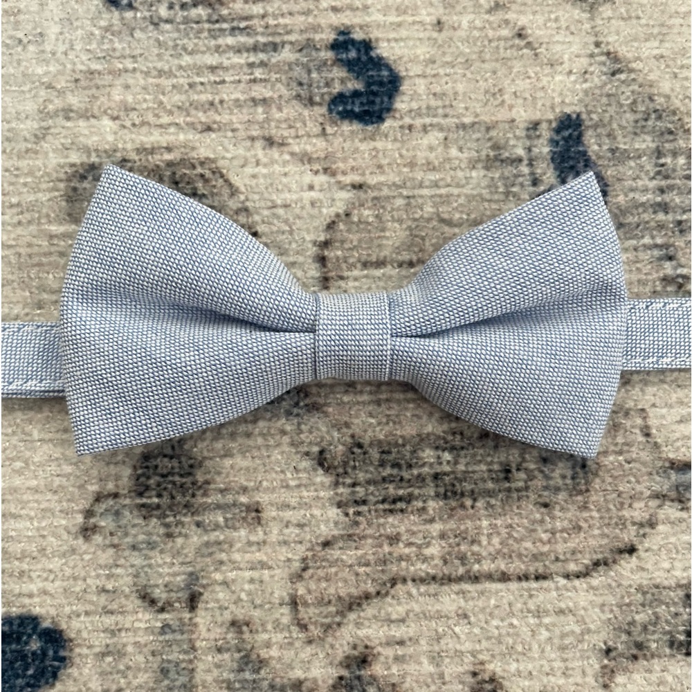 Janie and Jack bow tie